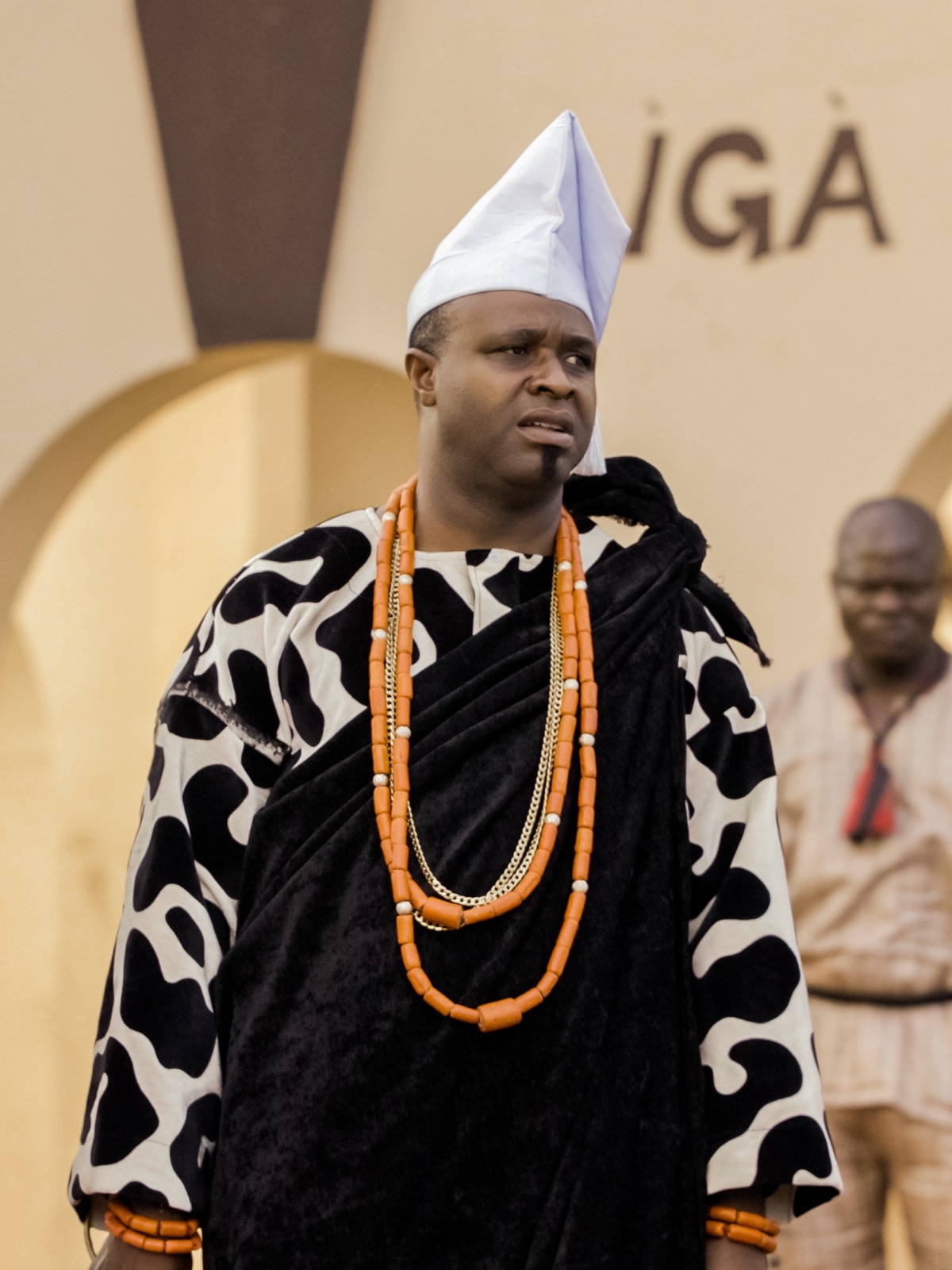 Oba Kosoko before the palace